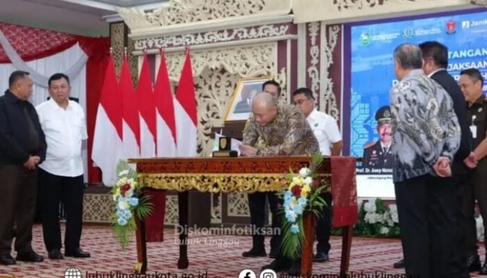 Wako Tandatangani Nota Kesepahaman Kerjasama dengan Kejari