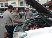 Tim Supervisi dari Biro Logistik Polda Sumsel Periksa Kendaraan dan Senpi Personil