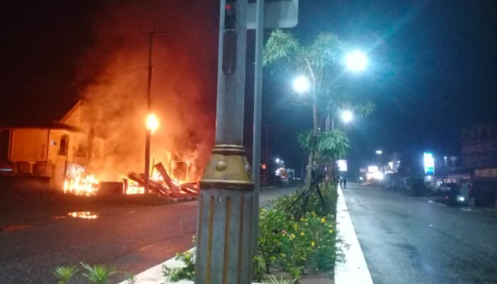 Warung Pecel Lele Di Musi Rawas Utara Ludes Dilalap Si Jago Merah