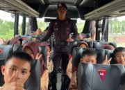 Satbrimob Polda Sumsel Batalyon B Pelopor Hadirkan Program Bus Sekolah Gratis bagi Pelajar Lubuklinggau