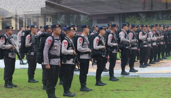 Batalyon B Pelopor Laksanakan Apel. Dansat Brimob Polda Sumsel Tekankan Kesiapsiagaan Bencana