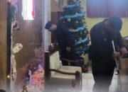 Dukung Ops Lilin Musi 2025. Unit Komposit Batalyon B Pelopor Sterilisasi Gereja Menjelang Malam Pergantian Tahun