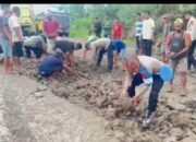 Jalan Rusak. Saat Libur Ini Yang Dilakukan Polsek Muara Lakitan Polres Musi Rawas