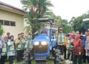 Alsintan Diserahkan Ke Petani Di Musi Rawas