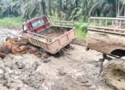 Miris Jalan Karya Teladan Rusak Parah. Pihak Terkait Diduga Terkena Amnesia