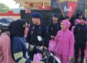 Ramadhan 1447 H. Batalyon B Pelopor Bersama Bhayangkari Berbagi Takjil Kepada Masyarakat