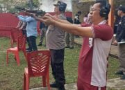 Empat Personel Satbrimob Polda Sumsel Batalyon B Pelopor Jadi Instruktur Menembak Polres Pagar Alam