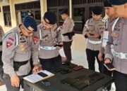 Satbrimob Polda Sumsel Batalyon B Pelopor Laksanakan Pemeriksaan Ponsel Personel
