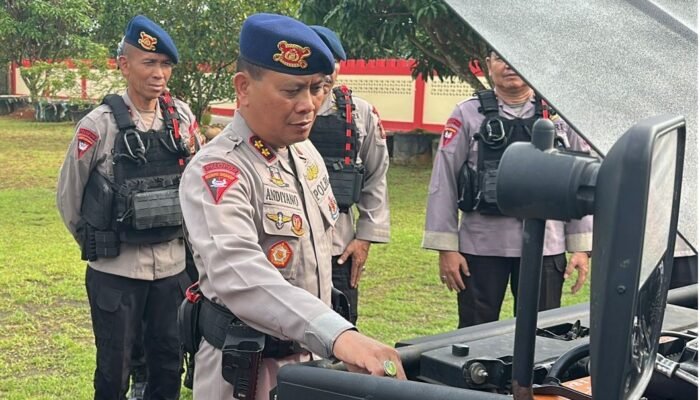 Maksimal Amankan Idul Fitri 1447 H. Satbrimob Polda Sumsel Batalyon B Pelopor Cek Kendaraan Dinas.