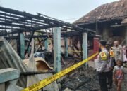 Kebakaran Dinihari di Prabumulih Tewaskan Tiga Penghuni Rumah, Diduga Akibat Korsleting Listrik.