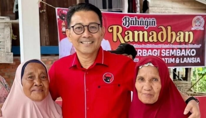 Ramadhan. Ketua DPRD Musi Rawas Utara Salurkan 1.000 Paket Sembako Kepada Anak Yatim dan Lansia