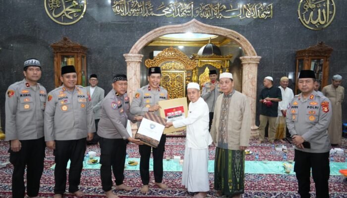 Wakapolda Sumsel Perkuat Perlindungan dan Pengayoman Masyarakat Lewat Safari Subuh