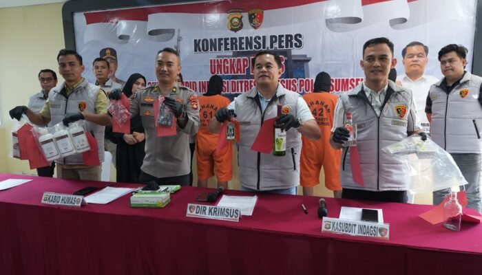 Ditreskrimsus Polda Sumsel Bongkar Pabrik Miras Oplosan di Banyuasin, 20.088 Botol Disita