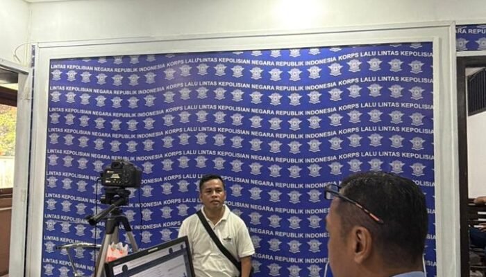 Polrestabes Palembang Berikan SIM D Gratis kepada Atlet Disabilitas Berprestasi