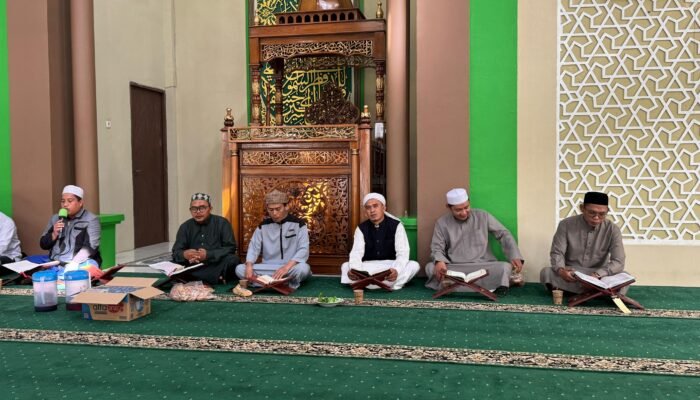 Rayakan HUT Sumsel ke-80, Kapolda Sumsel Inisiasi Khotaman Al-Qur’an untuk Stabilitas Daerah.