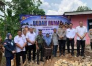 Wujudkan Hunian Layak, Polres Musi Rawas dan Pemkab Mura Bedah 2 unit Rumah di Srimulyo dan M.Sitiharjo