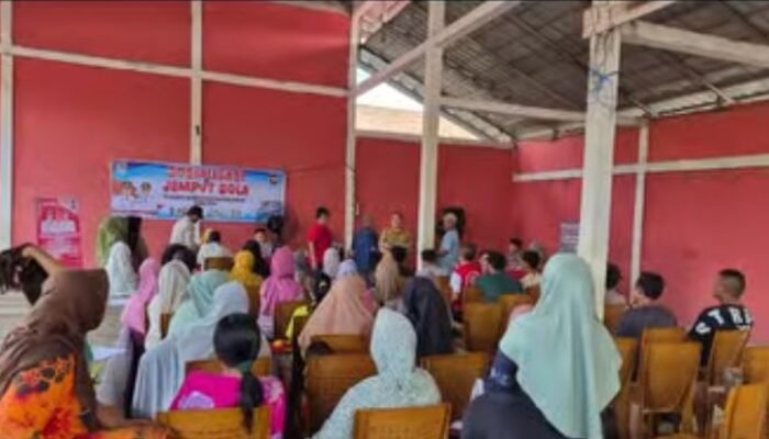 Antusias Warga Musi Rawas Utara Serbu Pelayanan Jemput Bola Adminduk