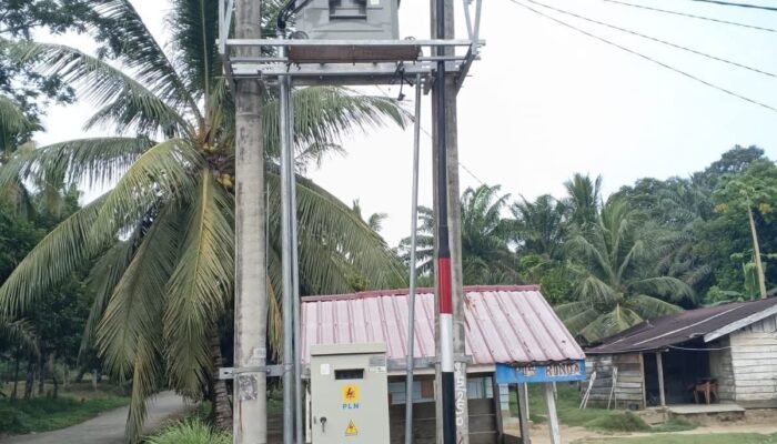 Trafo Listrik SP5 Nibung Terpasang, Bupati Musi Rawas Utara Minta Dijaga