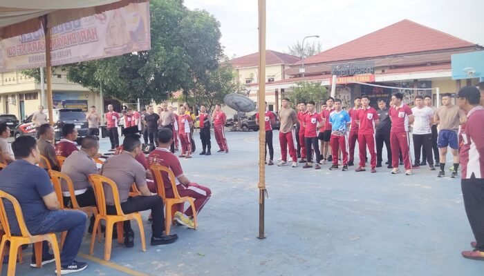 Tingkatkan Sportivitas dan Soliditas, Polres Musi Rawas Gelar Pertandingan Bola Voli Hari Bhayangkara ke-80
