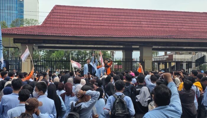 Polda Sumsel Kawal Aksi Damai Mahasiswa UIN Raden Fatah, Pastikan Stabilitas Keamanan Kota Palembang