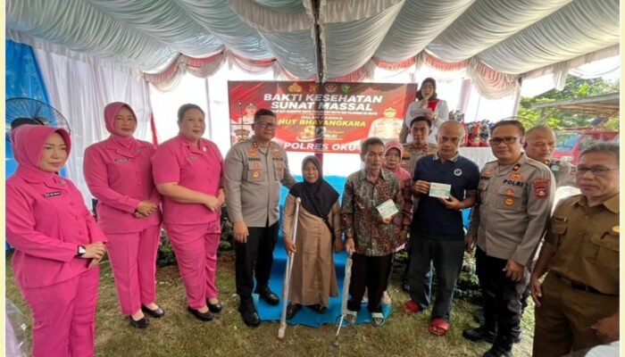 Sambut Hari Bhayangkara Ke-80, Polres OKU Layani 200 Warga Melalui Bakti Kesehatan Gratis