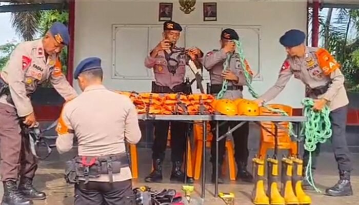 Cek Kesiapan Personel dan Peralatan, Batalyon B Pelopor Siagakan Tim SAR