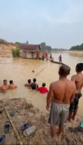 Tergelincir Di Pinggir Tebing Sungai, Siswa SD Di Desa Pauh I Tenggelam Di Sungai Rawas