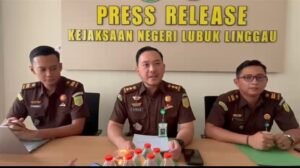 Diduga Lakukan Pungli Dana BOSP, Lima PNS Disdik Dan Kepsek Di Lubuklinggau Diangkut ke Kejari