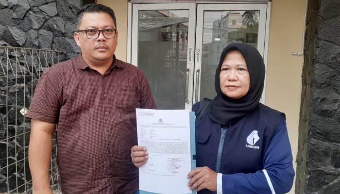 Dituding Bekingi Gudang Minyak Ilegal Di Ogan Ilir, Pimpred The8News Laporkan Dua Media Online Ke SPKT Polda Sumsel